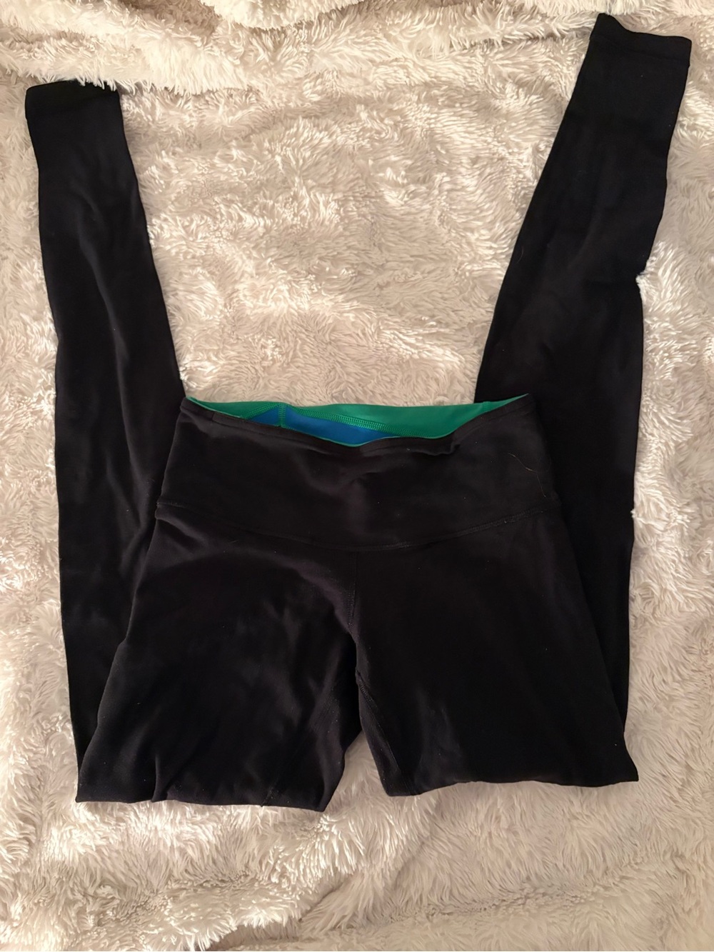 Black Reversible midrise lululemon leggings